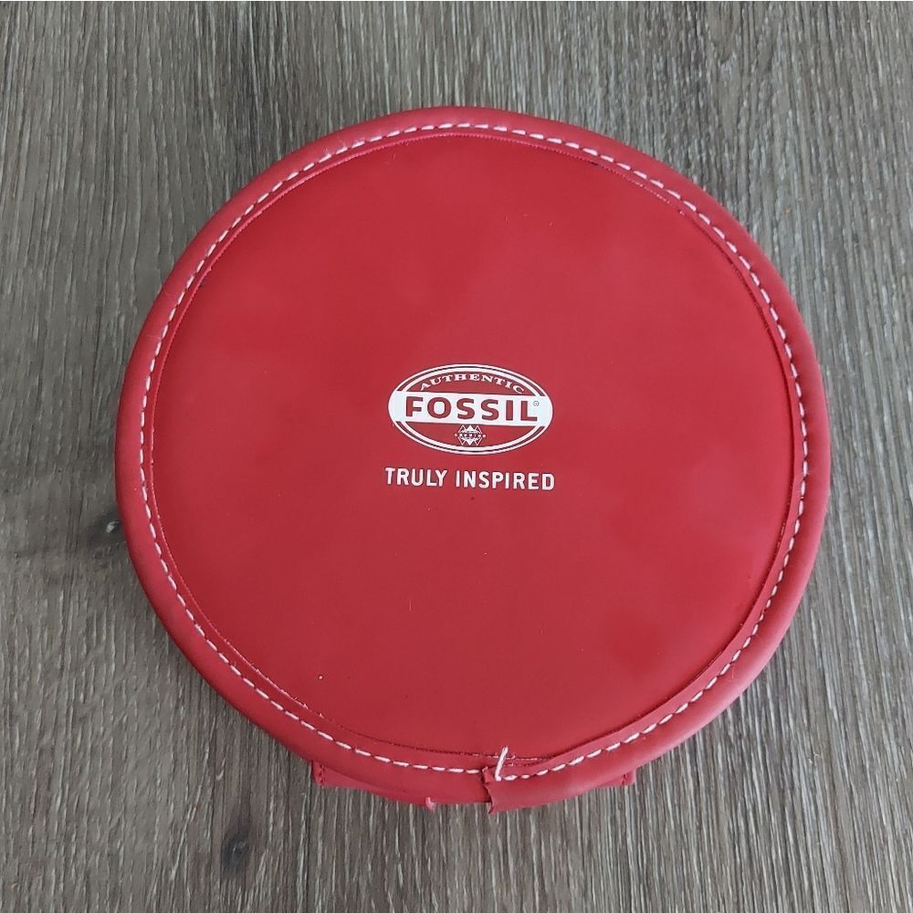 Fossil Red Round Case - Picture 2 of 5